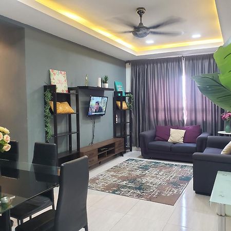 Casa Inderaloka Pantai Batu Buruk Apartment Kuala Terengganu Luaran gambar