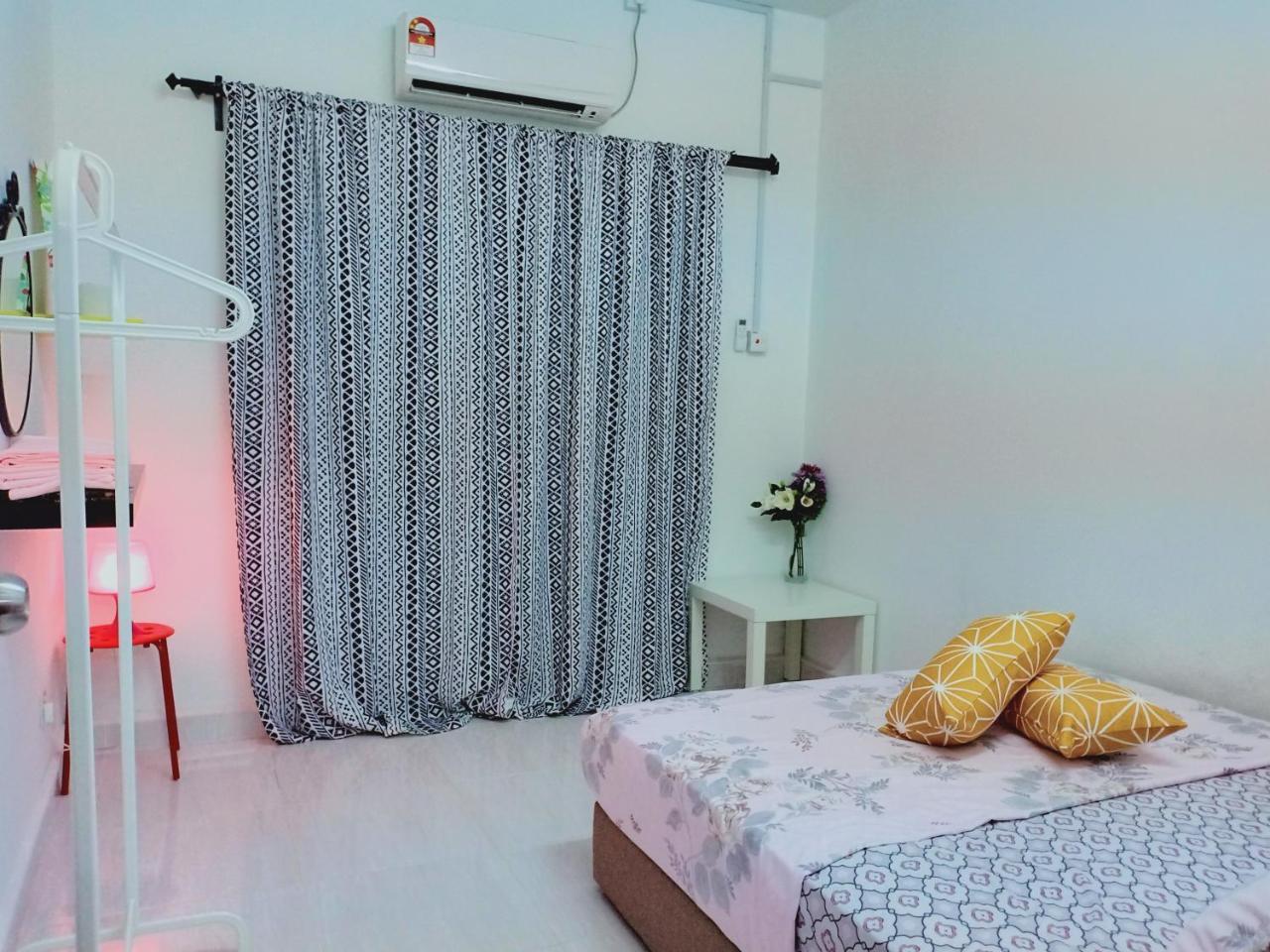 Casa Inderaloka Pantai Batu Buruk Apartment Kuala Terengganu Luaran gambar