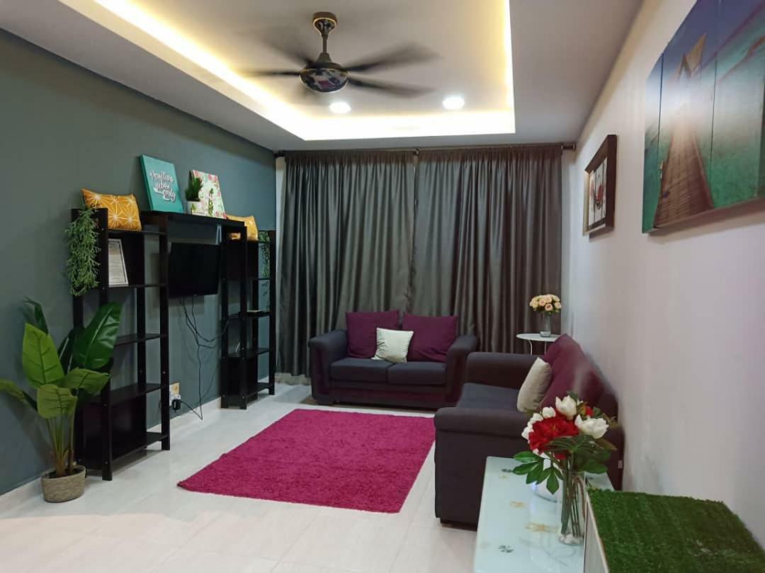 Casa Inderaloka Pantai Batu Buruk Apartment Kuala Terengganu Luaran gambar
